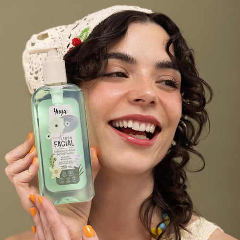 Jabón de Extracto de Árbol de Té y Pepino Jabón líquido facial Yuya